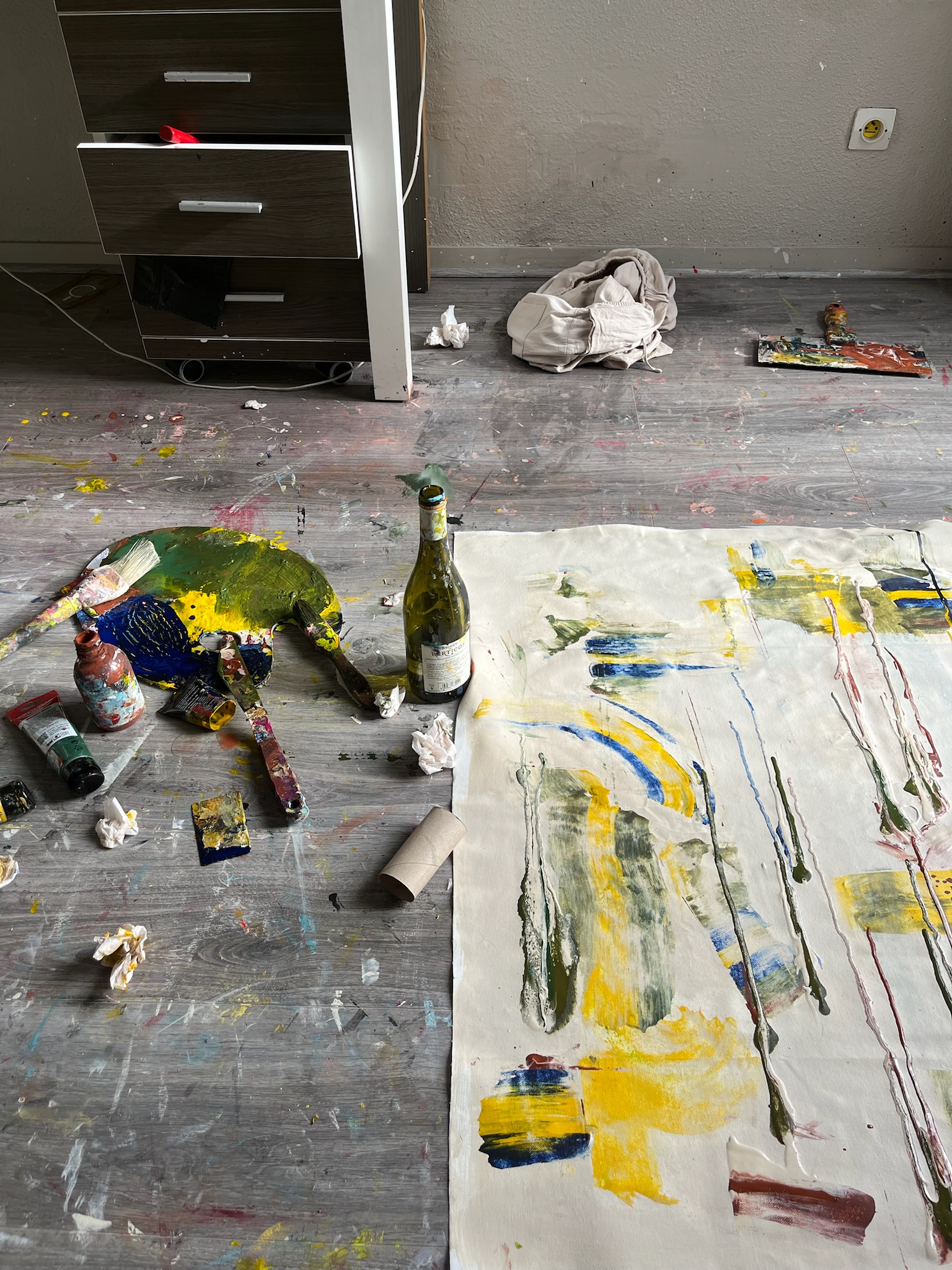 Minimalist composition in cool tones